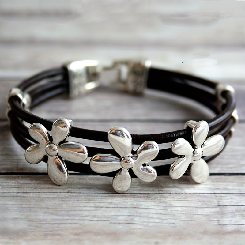 

1pc Retro And Fashion Small Flowers Faux Leather Bracelet, For Birthdays, Anniversaries, And Graduation Christmas Gifts