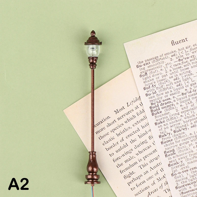 1pc, Moss Micro Landscape Ornament Lamp, Architectural Sand Table Model Street Lamp
