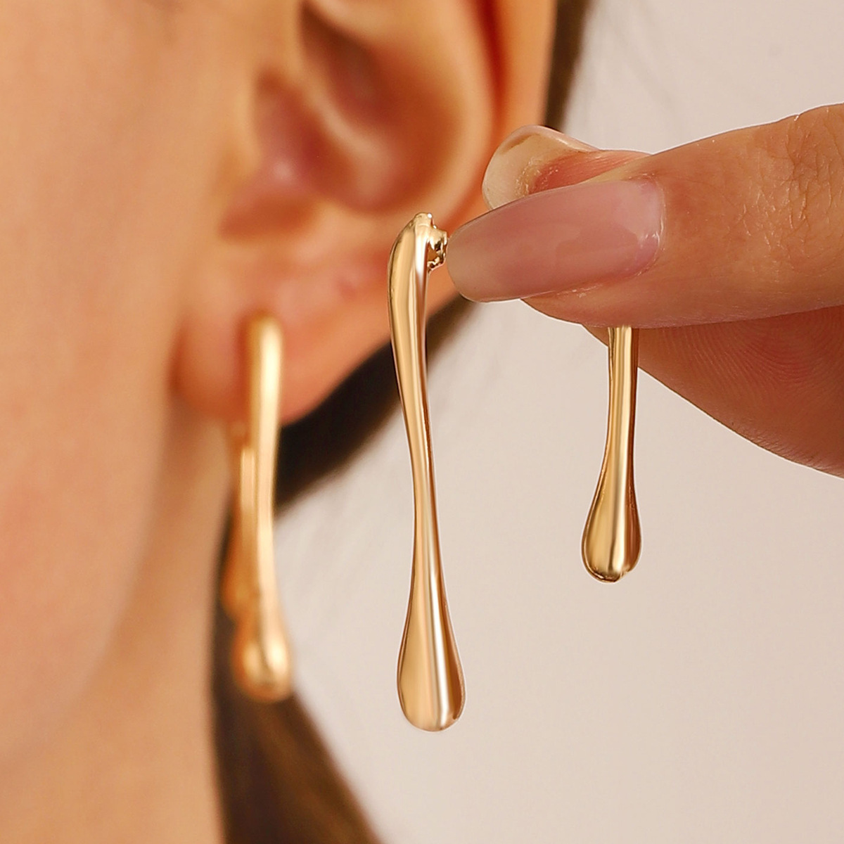 

With Our Irregular Earrings With Unique Linear Design For Women