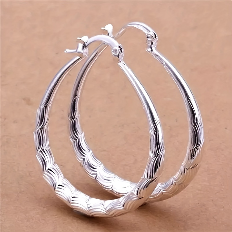 

1pair Men's Fashion Vintage Pattern Hoop Earrings - Stylish Daily Accessory And Perfect Gift