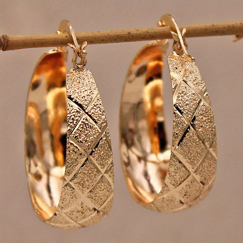 

Bohemian Style Wide Face Hoop Earrings With Rhombus Pattern - Plated Copper Jewelry For Women's Party Wear
