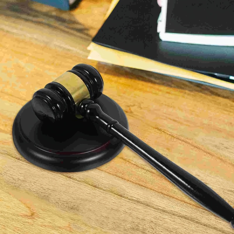 

Premium Handcrafted Wooden Gavel Set With Sound Block - Ideal For Lawyers, Judges, Auctioneers & Executive Decor