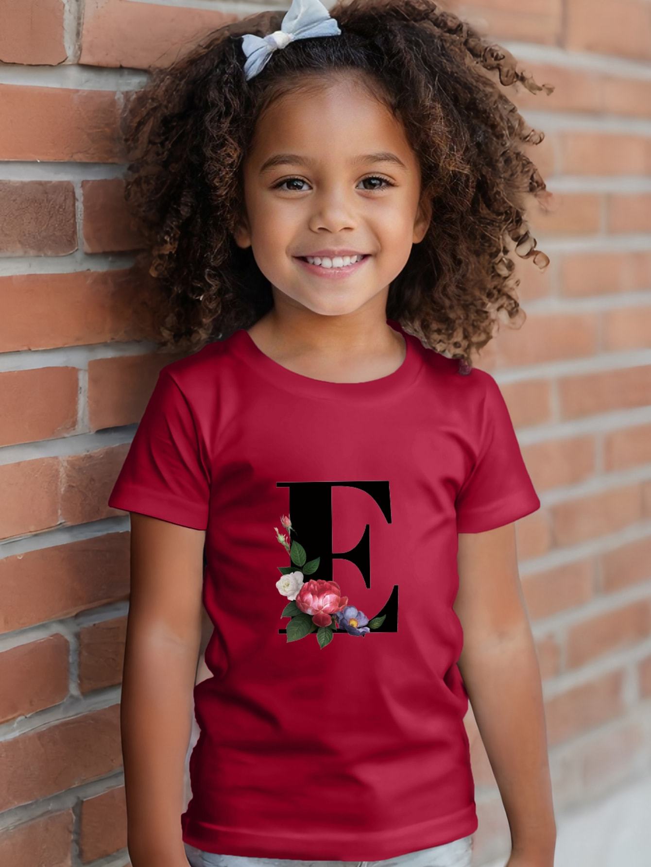 女の子用レッド半袖Tシャツ 95%コットン 花柄のアクセント付き 