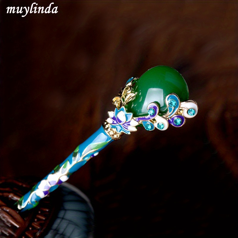 

Elegant Vintage-inspired Hairpin With Design - Aluminum Alloy, Featherless, Dress-up & Accessories