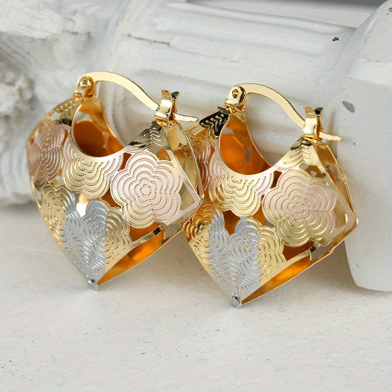 

3d Heart Shape Hoop Earrings Copper Earrings Elegant Retro Style Jewelry Trendy Gift For Women