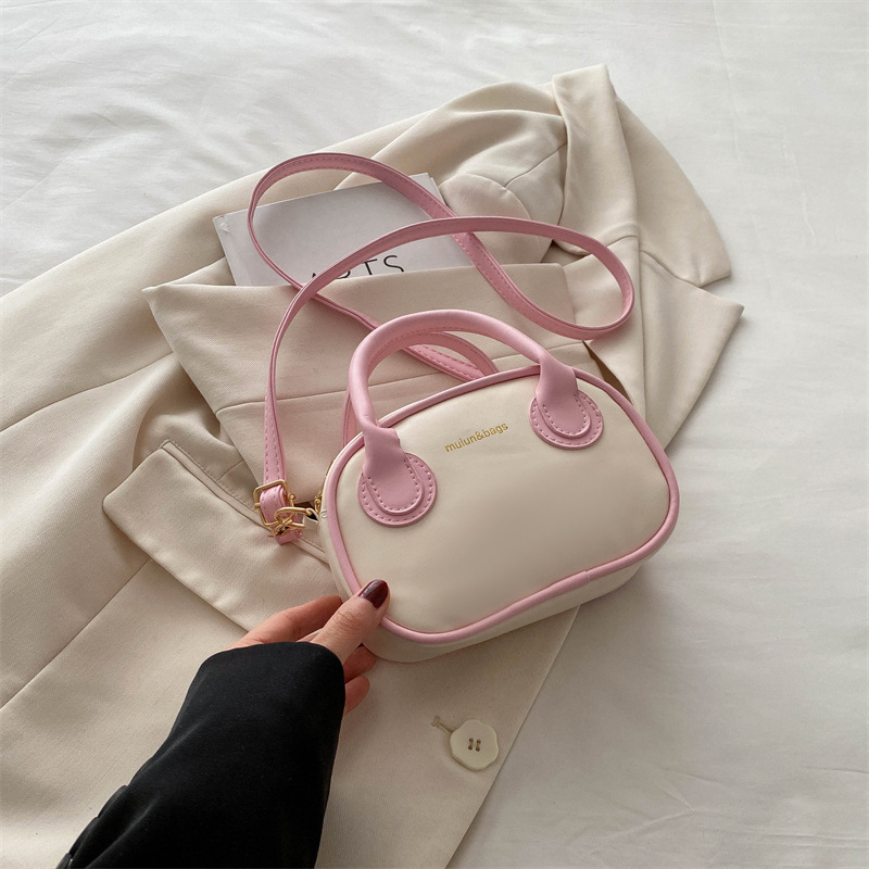 アクセサリー TWM MINI SHOULDER BAG アクセサリー TWM MINI SHOULDER BAG Mini shoulder bag with