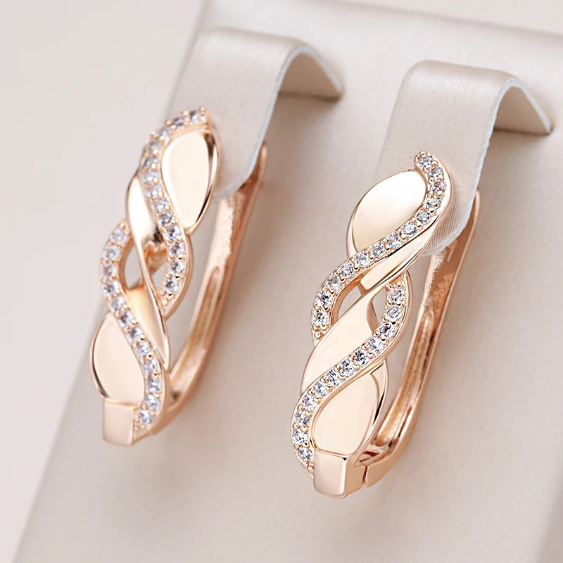 

1 Pair, Elegant & Boho Style, Golden Twisted Line Design Earrings Inlaid Shiny Zirconia Delicate Temperament Accessory For Daily Wear & Party, Perfect Gift For Ladies