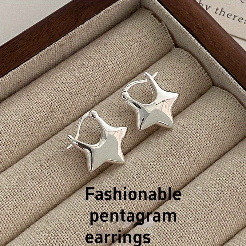 

Minimalist Glossy 5 Pointed With Niche Design, Three-dimensional Stars, Personalized And Versatile