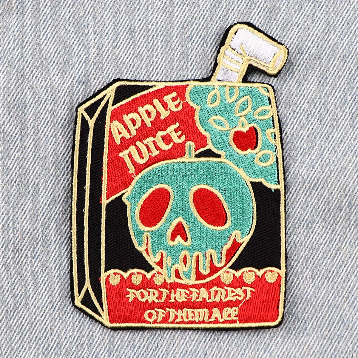 * JUICE SKULL Cartoon Embroidered Patches Applique Patches Sticker Sewing Clothing Hat Denim Badges Iron On T-shirt Accessory 1 pc