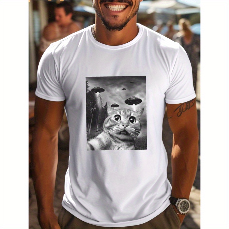 

Cat & Ufo Print Crew Neck T-shirt For Men, Casual Short Sleeve Top, Men's Clothing For Summer Daily Wear