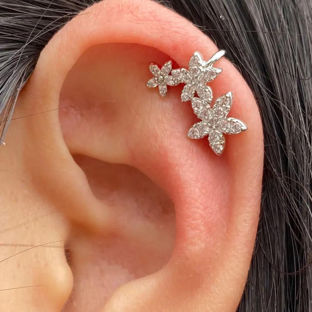 A Stylish And Shiny Zirconia Ear Clip Ear Bag For Women, A New Korean Sweet And Cute Crystal Flower Clip-on Earrings, Perfect For Parties And Jewelry Gifts.