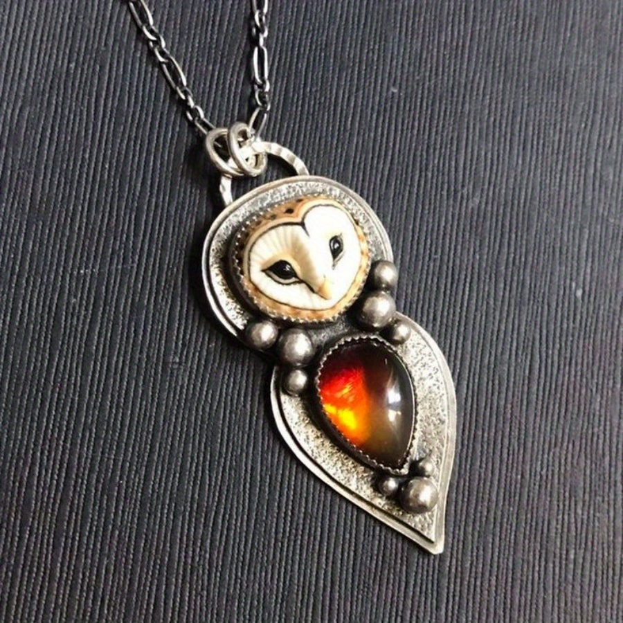 

1pc Fashion Owl Necklace, Yellow Glass Necklace, Suitable For Festive Wedding, Lover Jewelry