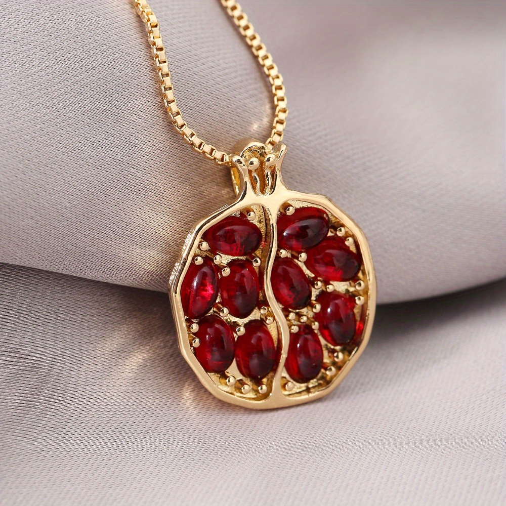 E-shop 1 Stück Beeindruckender Granatapfel-inspirierter Anhänger Halskette - Rote Glasperlen , Kettenglied Design, Eleganter Schmuck für Frauen -