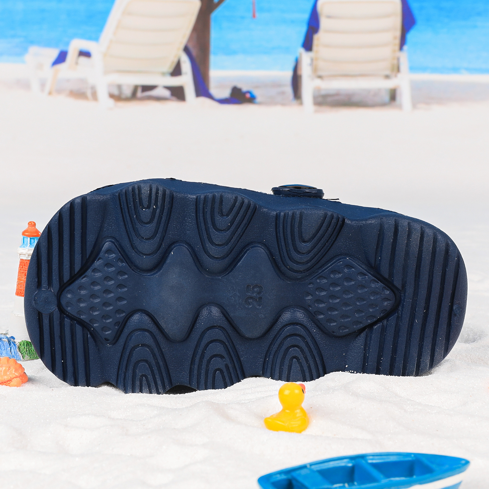 Youngsters' Lightweight Breathable EVA Beach Sandals - Anti-Slip Slip-On Slippers with Ventilation Holes, Low-Top Casual Street Style for Youngsters & Youngsters, Summer Garden & Outdoor Play (Black/White/Blue/Purple), Summer Sandals