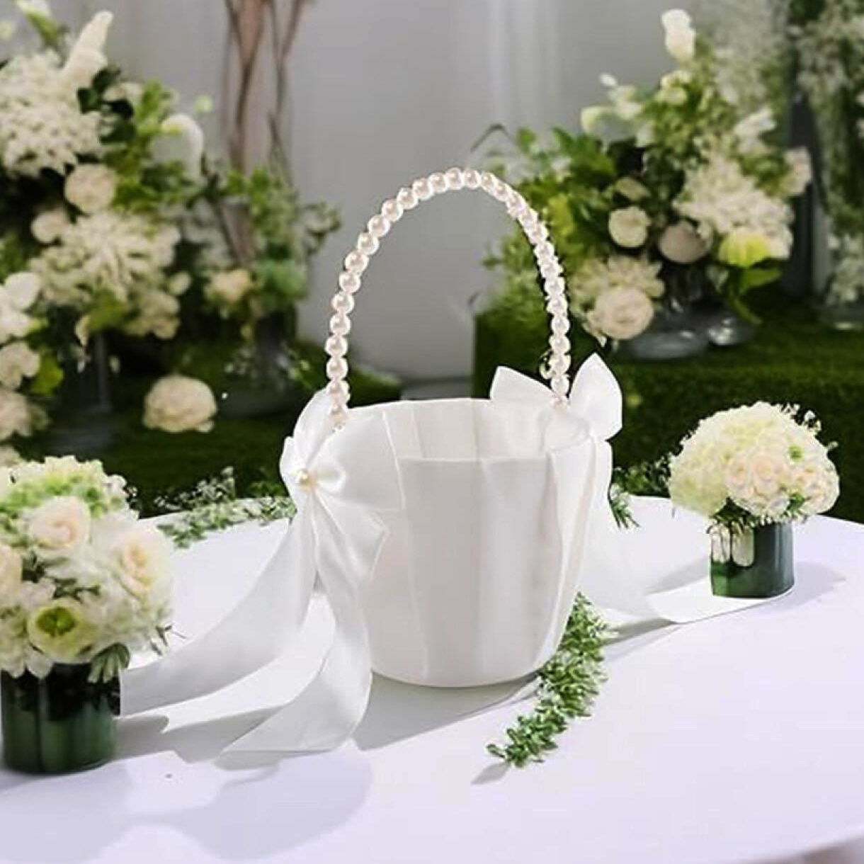 

1pc Satin Wedding Flower Girl Basket With Pearl Handle And Bowknot, Electricity-free Event & Party Supplies For Wedding Ceremony