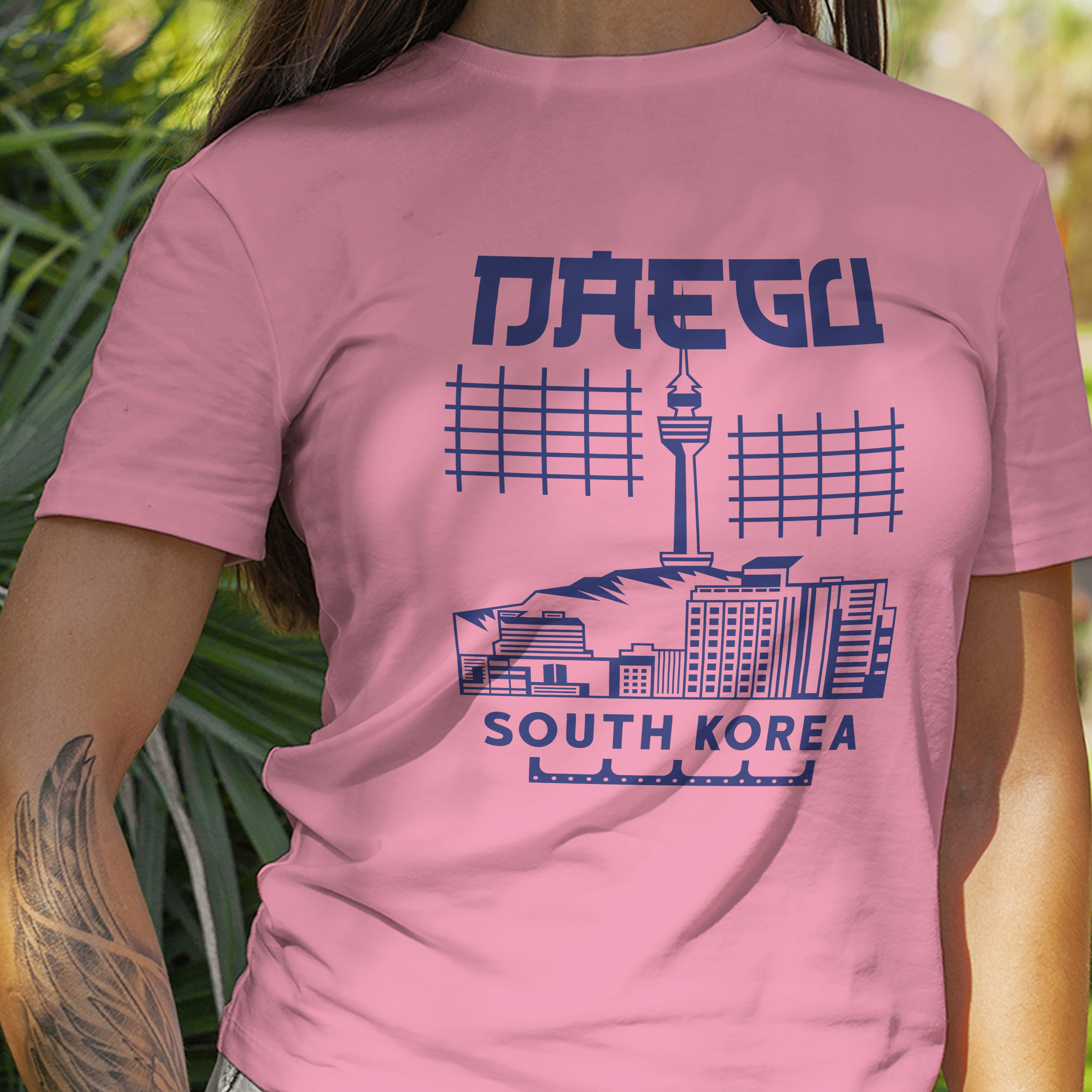 

South Korea Architectural Style Graphic Print T-shirt, Short Sleeve Crew Neck Casual Top For Summer & Spring, Women's Clothing