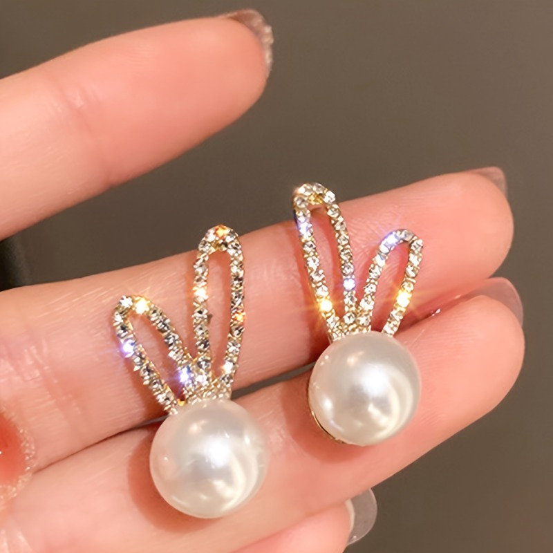 

3 Pairs Of Cute Rabbit Designed Earring Alloy Jewelry, Decorated With Imitation Pearls, With A Cute And Elegant Style, Suitable For Women's Party Earrings