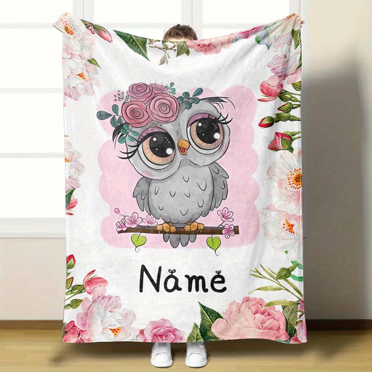 

Custom Name Cartoon Big Eyes Owl With Rose Pattern Blanket, Creative Customized Blanket, Soft 4 Seasons Flannel Outdoor Blanket, For Birthday Gift Holiday Gift