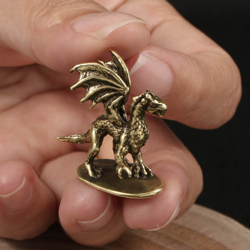 

Brass Dragon Figurine Collectible - Intricate Handcrafted Statue For Office Desk And Home Decor, No Electricity Required