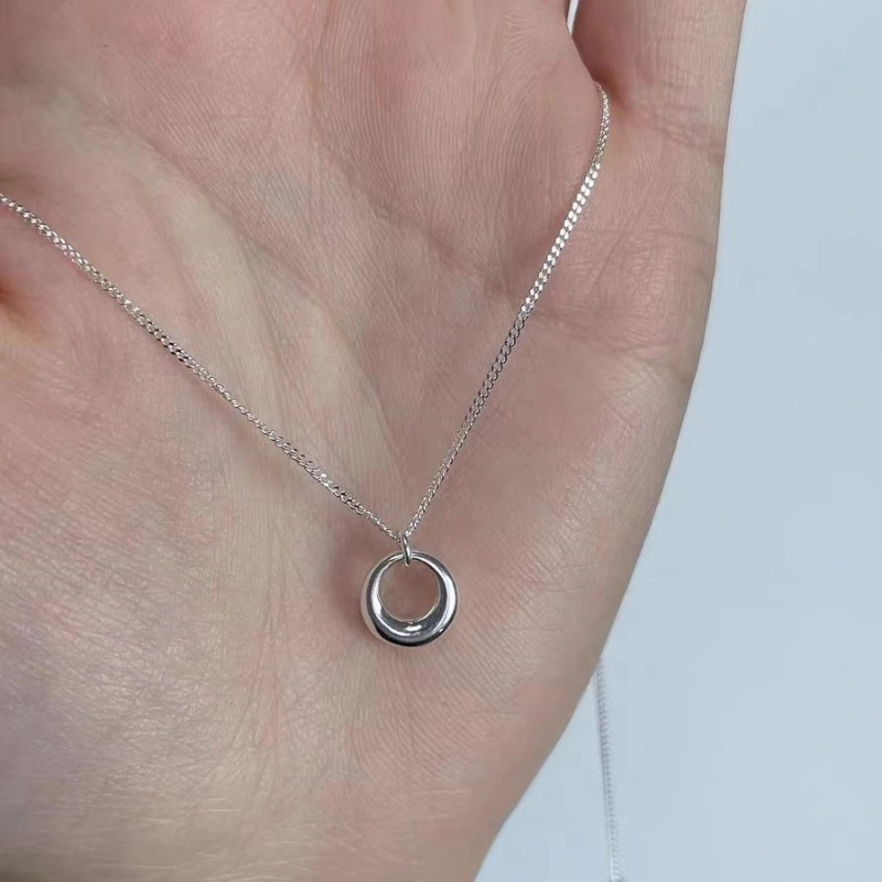 

Circle Pendant Necklace, Elegant Simple Geometric Clavicle Chain, Fashion , Chic Jewelry Accessory For Women