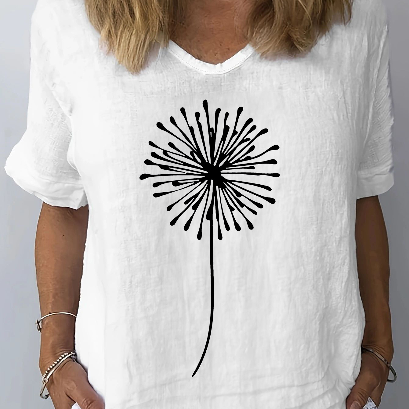 

Dandelion Print T-shirt, Short Sleeve V Neck Casual Top For Summer & Spring, Women's Clothing