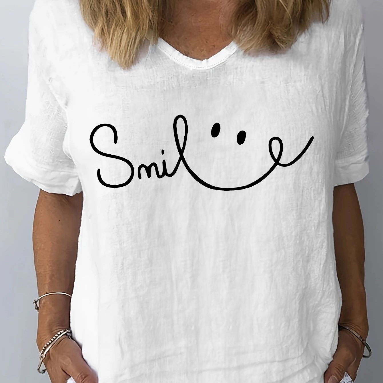 

Smil Print T-shirt, Short Sleeve V Neck Casual Top For Summer & Spring, Women's Clothing