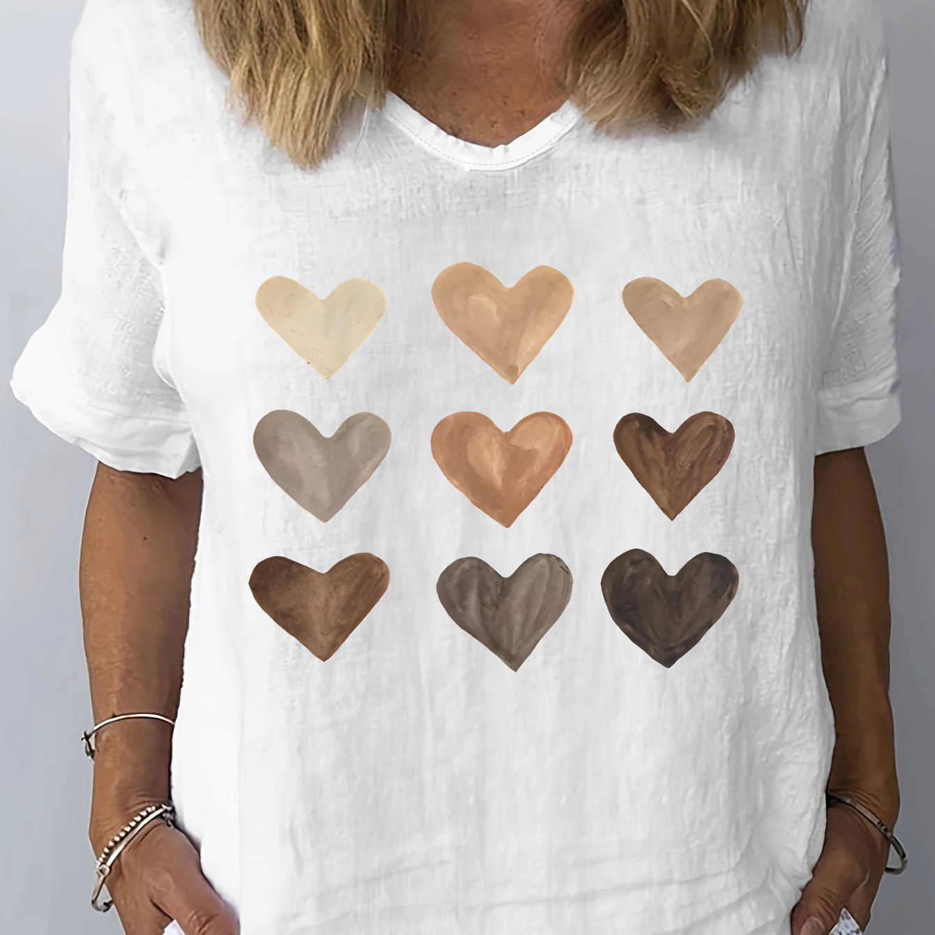 

Heart Print T-shirt, Short Sleeve V Neck Casual Top For Summer & Spring, Women's Clothing