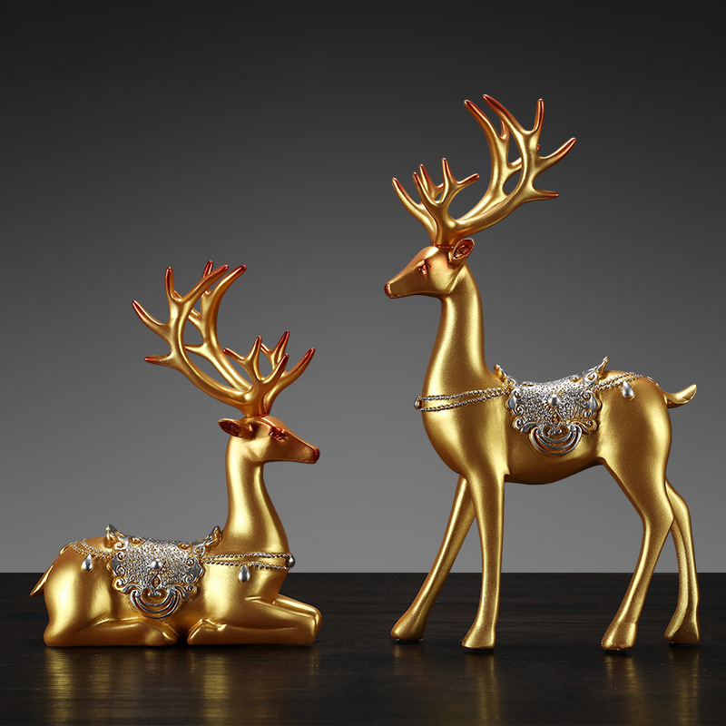 1pc Nordic Light Luxury Couple Deer Ornaments, Home Wine Cabinet Entryway Decorations, Living Room Housewarming Holiday Gifts, Resin Crafts Decorations For Home Christmas Decor