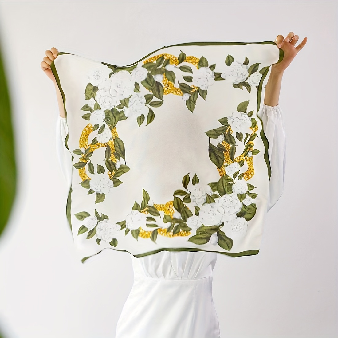 27.56" Printed Square Scarf, Thin Satin Shawl, Stylish Sunscreen Windproof Bandana For Women