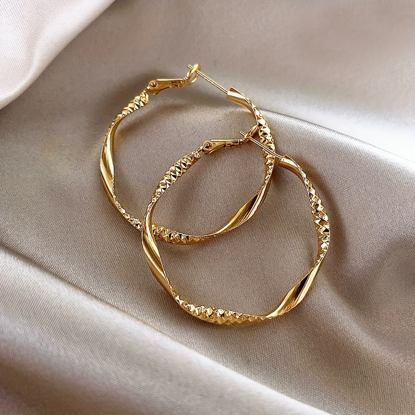 

Golden Twisted Pattern Hoop Earrings Elegant Simple Style Iron Jewelry Daily Wear Accessories Trendy Female Gift