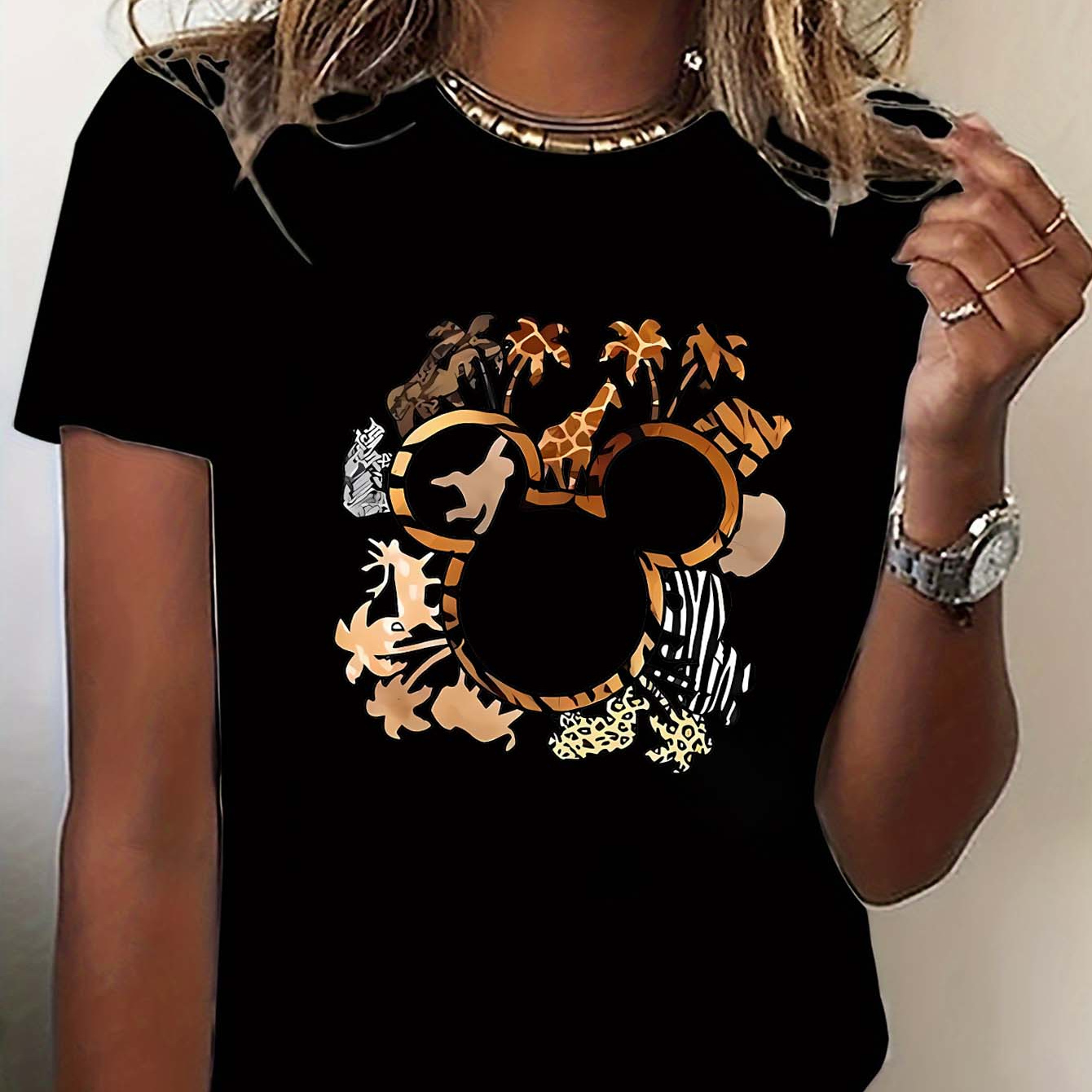 

Animal Graphic Casual T-shirt, Round Neck Short Sleeves Comfy Tops, Women's Versatile Tee