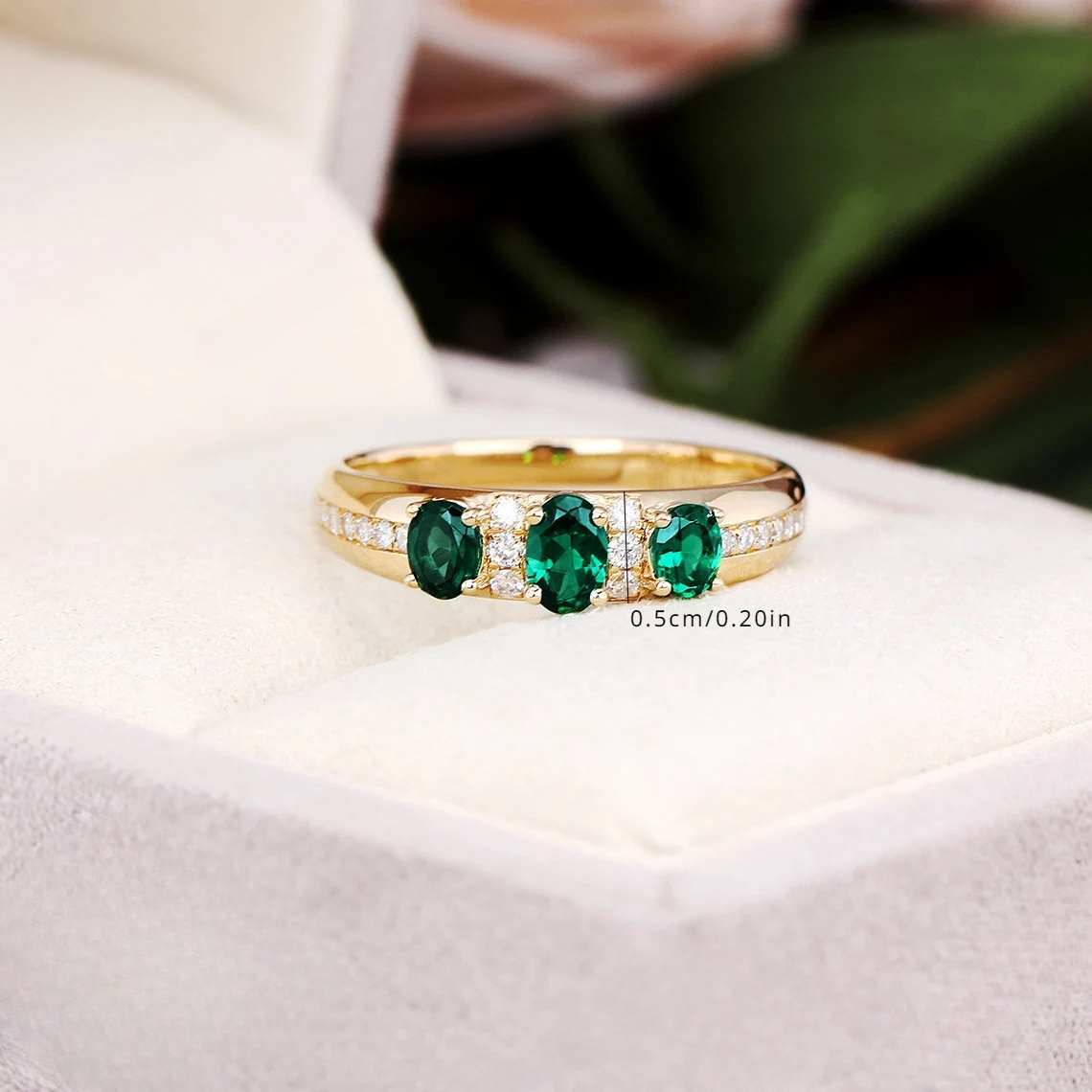 Vintage Golden Ring with Sparkling Zirconia