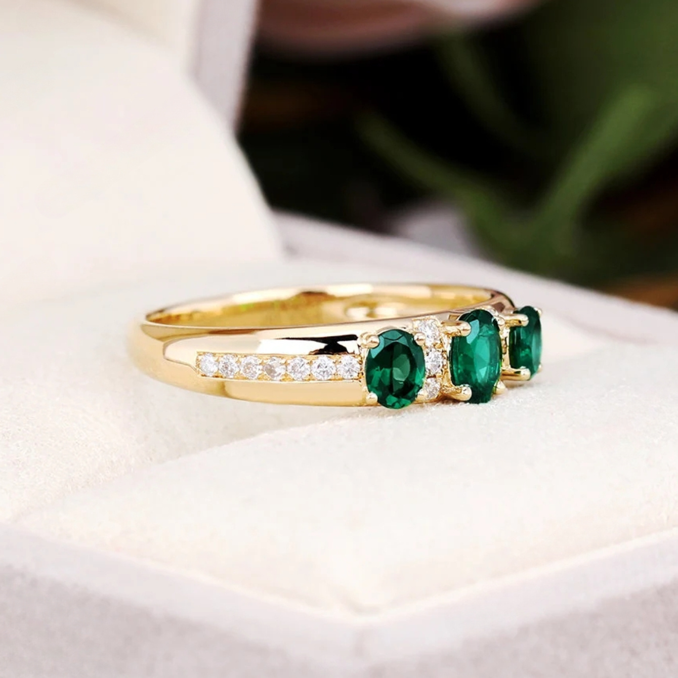 Vintage Golden Ring with Sparkling Zirconia