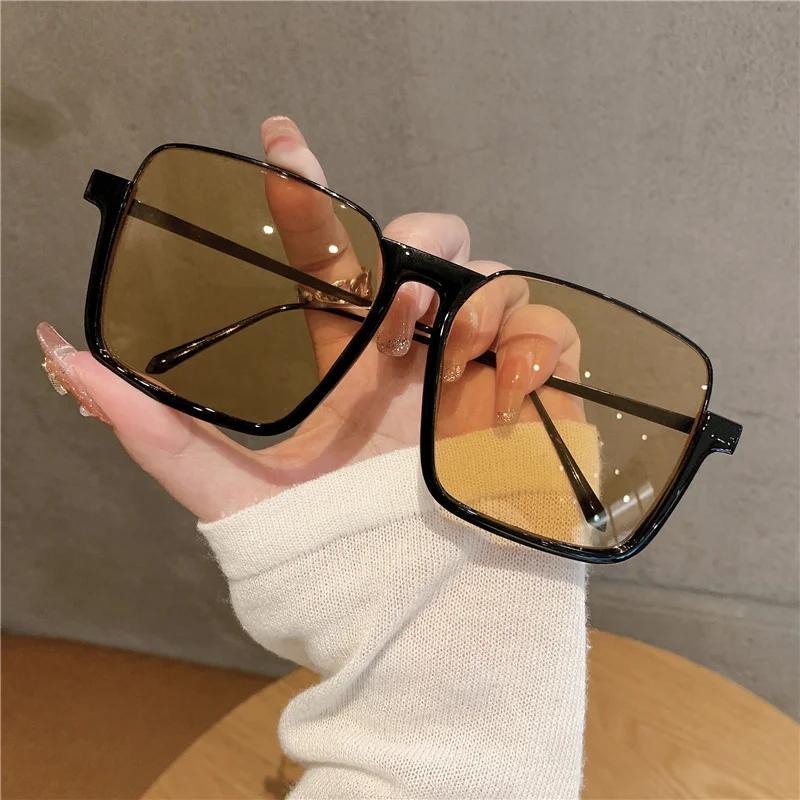 

Vintage Fashion Glasses For Women Metal Square Frame Luxury Shades Pink Glasses For Driving Travel