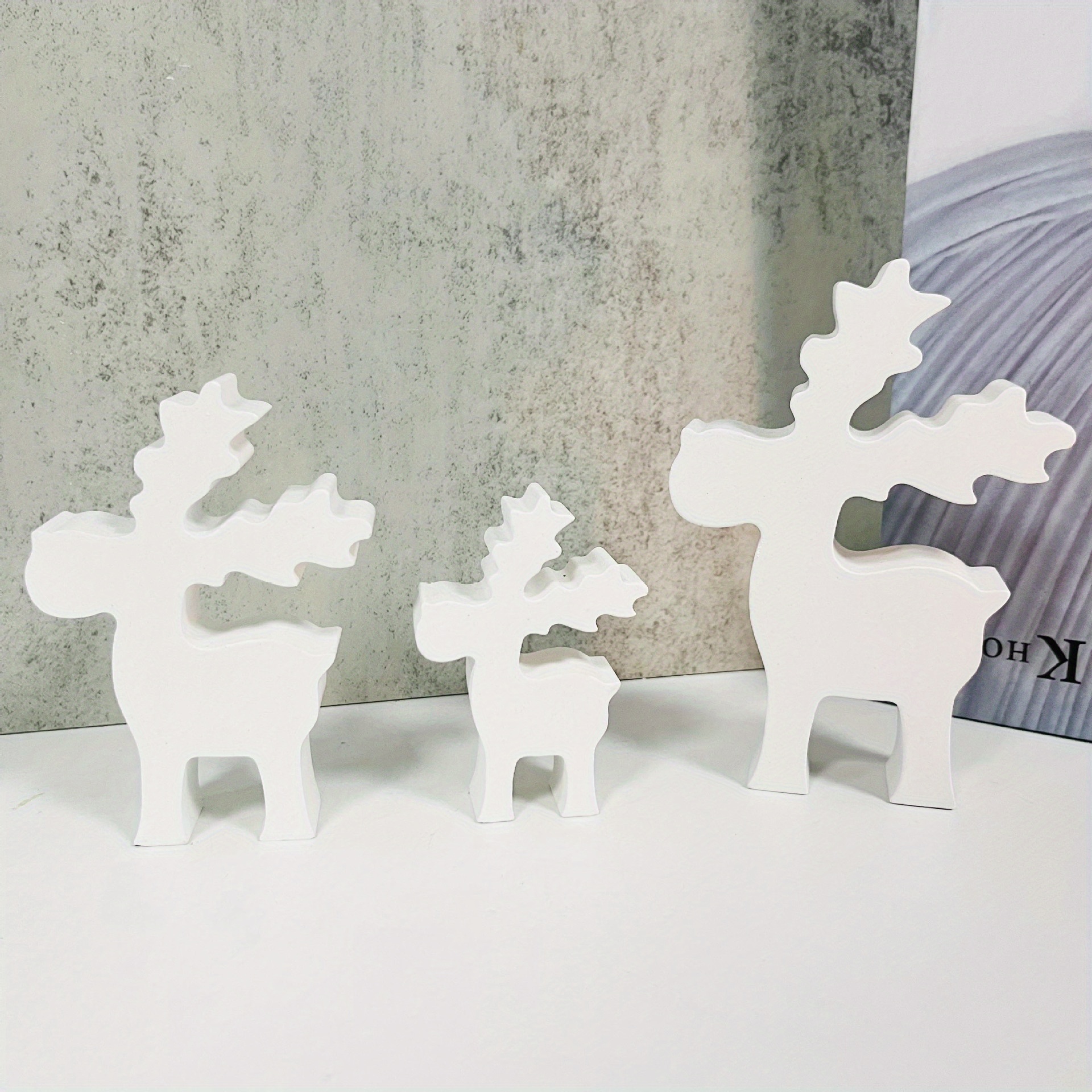 

Holiday Crafting Made Easy: Large & Small Elk Silicone Molds For Candles And Ornaments