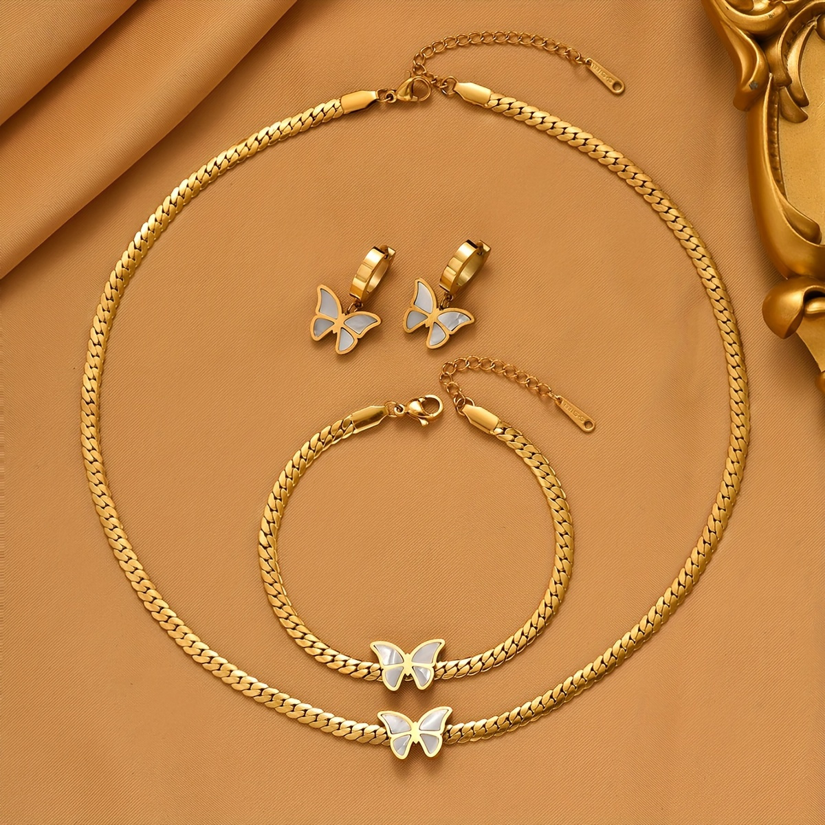 

4pcs Necklace & Bracelet & Earrings Jewelry Set, Stainless Steel Accessories, For Daily Holiday Party Wear