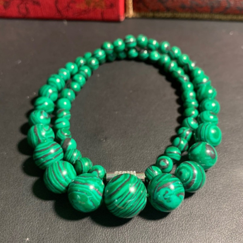 

1pc Stone Beaded Necklace, Green Malachite With Resin Pendant, Jewelry For Men And Women, Necklaces