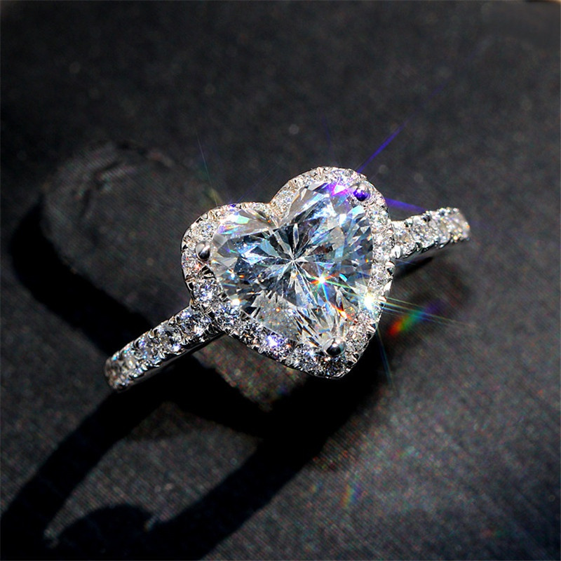 

Luxury Silver Color Heart Ring For Women Exquisite Fashion Metal Inlaid White Zircon Stones Wedding Ring Engagement Jewelry