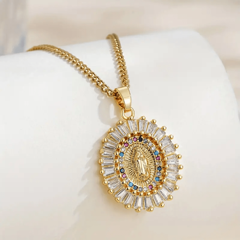 TEMU 1pc Colored Artificial Synthetic Cubic Zirconiaia Necklace, Temperament Trendy Necklace For Women Couple, Street Hip Hop Casual Party Versatile