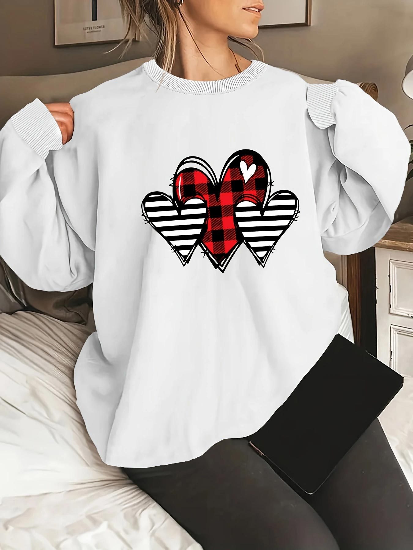 Heart print sweatshirt online