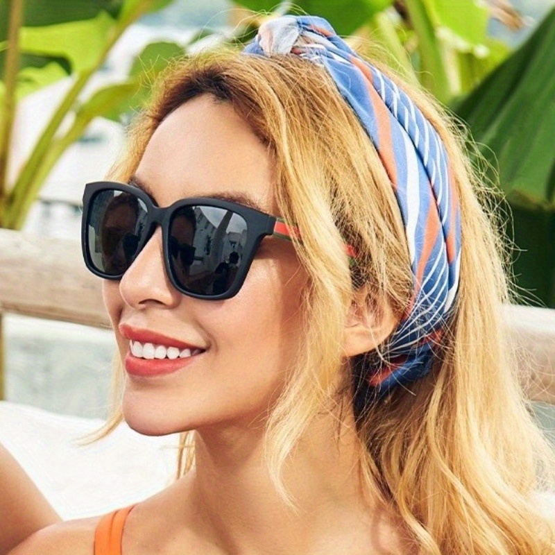 

New Retro Fashion Glasses Men's And Women's Large Frame Fashionable Black Frame For Driving Travel