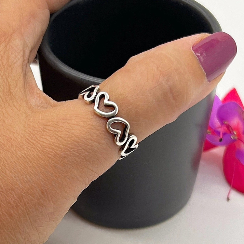 

1pc Hollow Heart Band Ring, Fashion Y2k Style Open Heart Design, Elegance & Romance Symbol, Vacation & Party Accessory, Adjustable Size For Everyday Wear