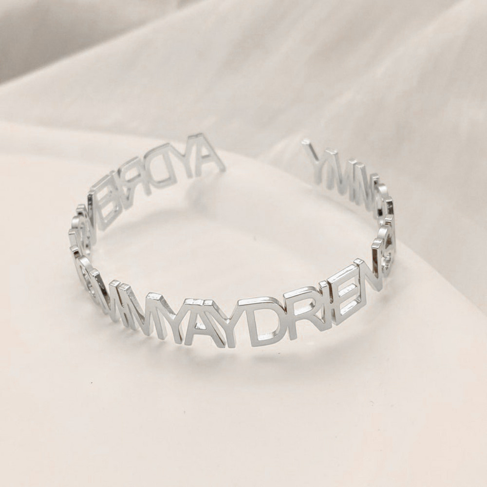 

Personalized Mommy Name Bracelet - Silver 304 Stainless Steel - Perfect Gift For Mom - Suitable For All Seasons - Daily Wear