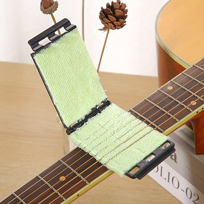 1pc Black Guitar String Cleaner Brush Board Scrubber - Fingerboard Rub Cleaning Tool for Acoustic Electric Bass Maintenance Care Accessories, Acoustic Guitar Accessories