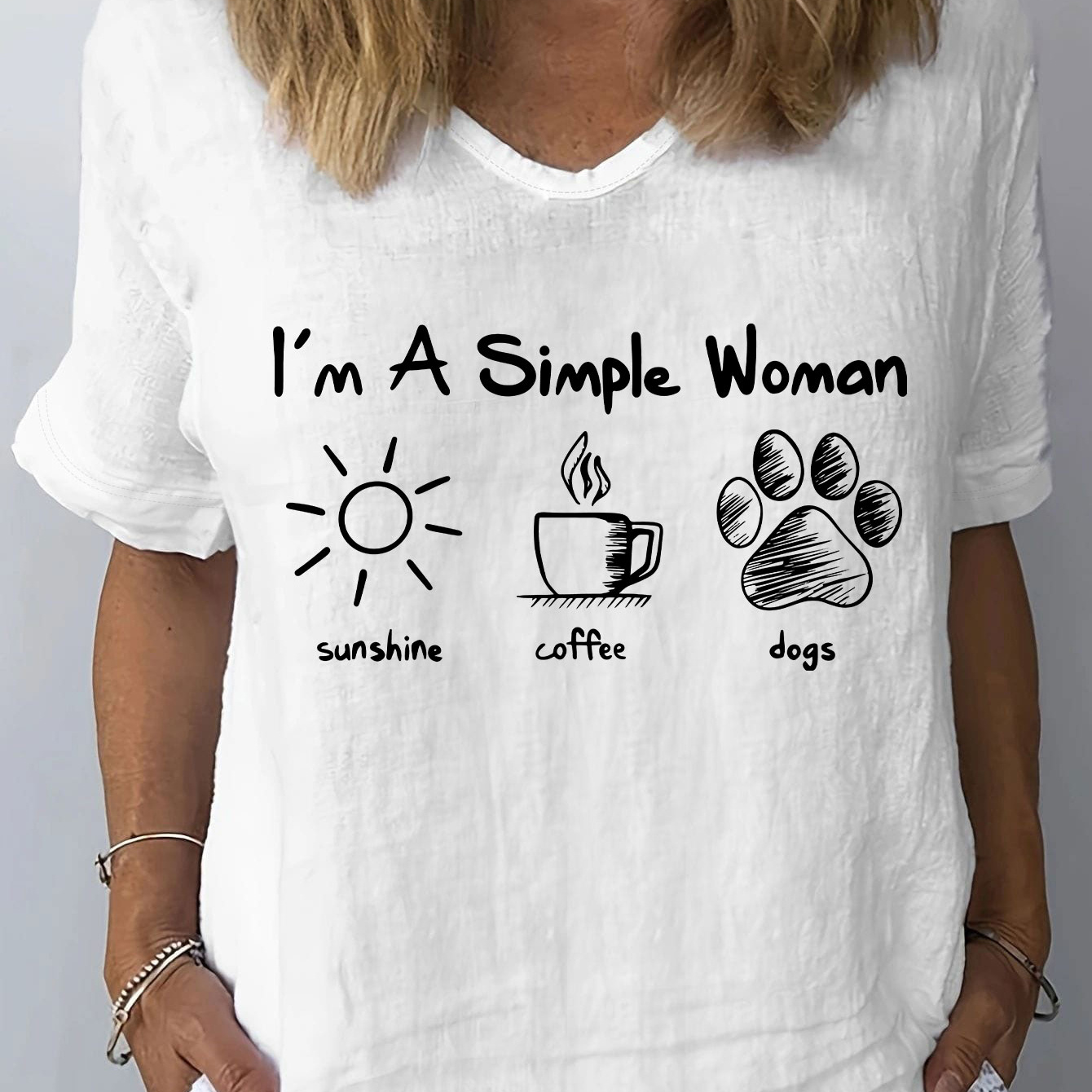 

I'm A Simple Woman Print T-shirt, Short Sleeve V Neck Casual Top For Summer & Spring, Women's Clothing