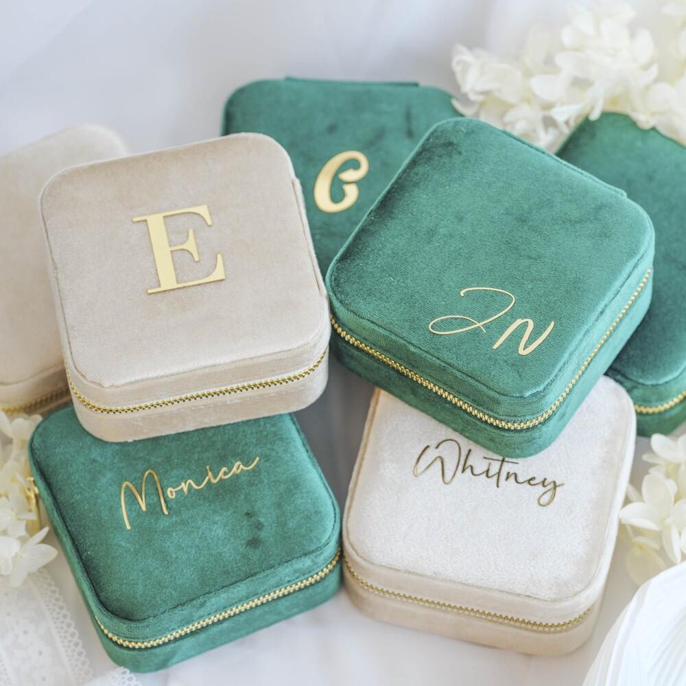 

Personalized Jewelry Box, Bridesmaid Gift, Wedding Favors, Custom Jewelry Box, Travel Jewelry Case, Jewelry Organizer, Personalized Products, 1pc