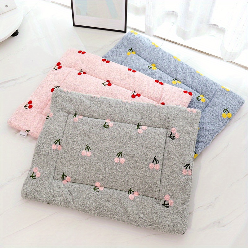 extra large large medium or small soft   red yellow or grey plush pet mat for   non slip cushioned bed   decor easy clean   sizes   cushion   design nonslip bottom Product details 0