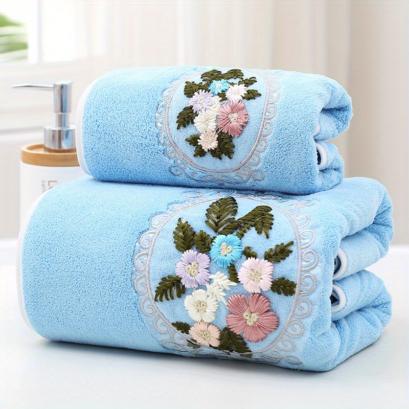 

2pcs Coral Fleece Embroidered Towel, 1 Hand Towel & 1 Bath Towel, Absorbent & Quick-drying Showering Towel, Super Soft & Skin-friendly Bathing Towel, For Home Bathroom, Ideal Bathroom Supplies