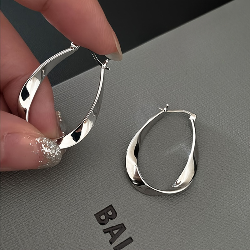 

Exquisite Hypoallergenic 925 Silver-plated Mobius Hoop Earrings - Timeless Vintage Chic For Everyday Glamour & Special Occasions - Ideal Women's Fashion Accessory, Comes With Gift Box