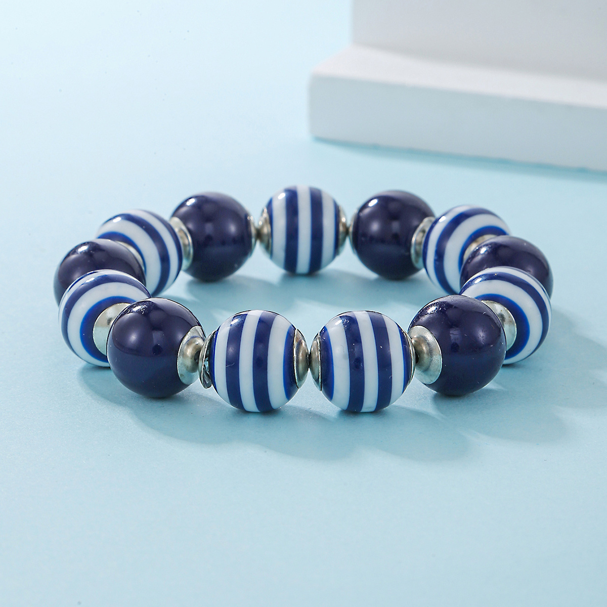 

Navy Blue And White Striped Bead Bracelet, Fashionable Elastic Stretch Wristband, Ideal Gift For Independence Day And Father's Day - No Power Supply Required, Durable Material